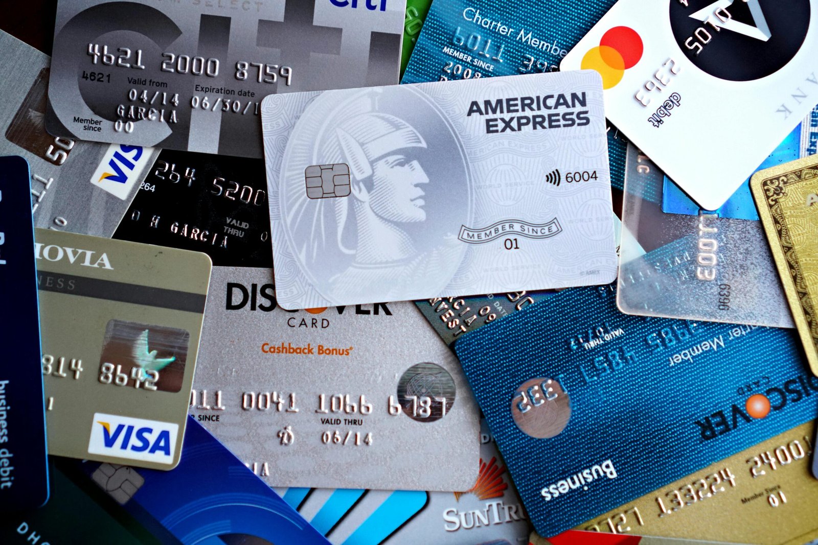 5 Reasons the Amex Platinum Is Still the Most Luxurious Credit Card in America
